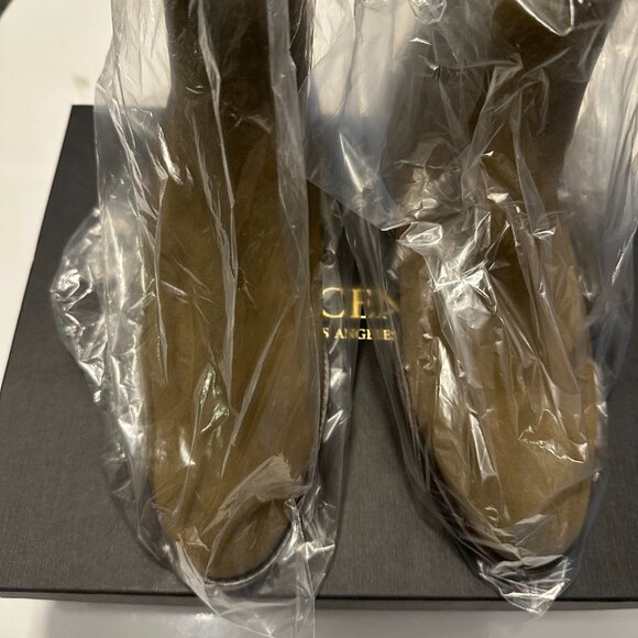Lucent Los Angeles Chelsea Boots | Women's Green Suede | 8US 39UK New in Box - Picture 3 of 3